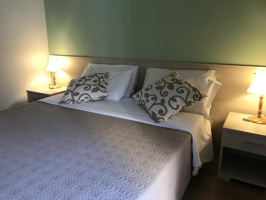 Papali Bed & Breakfast คาตาเนีย ภายนอก รูปภาพ